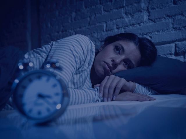 L’hypnose comme levier essentiel dans l’accompagnement de l’insomnie 